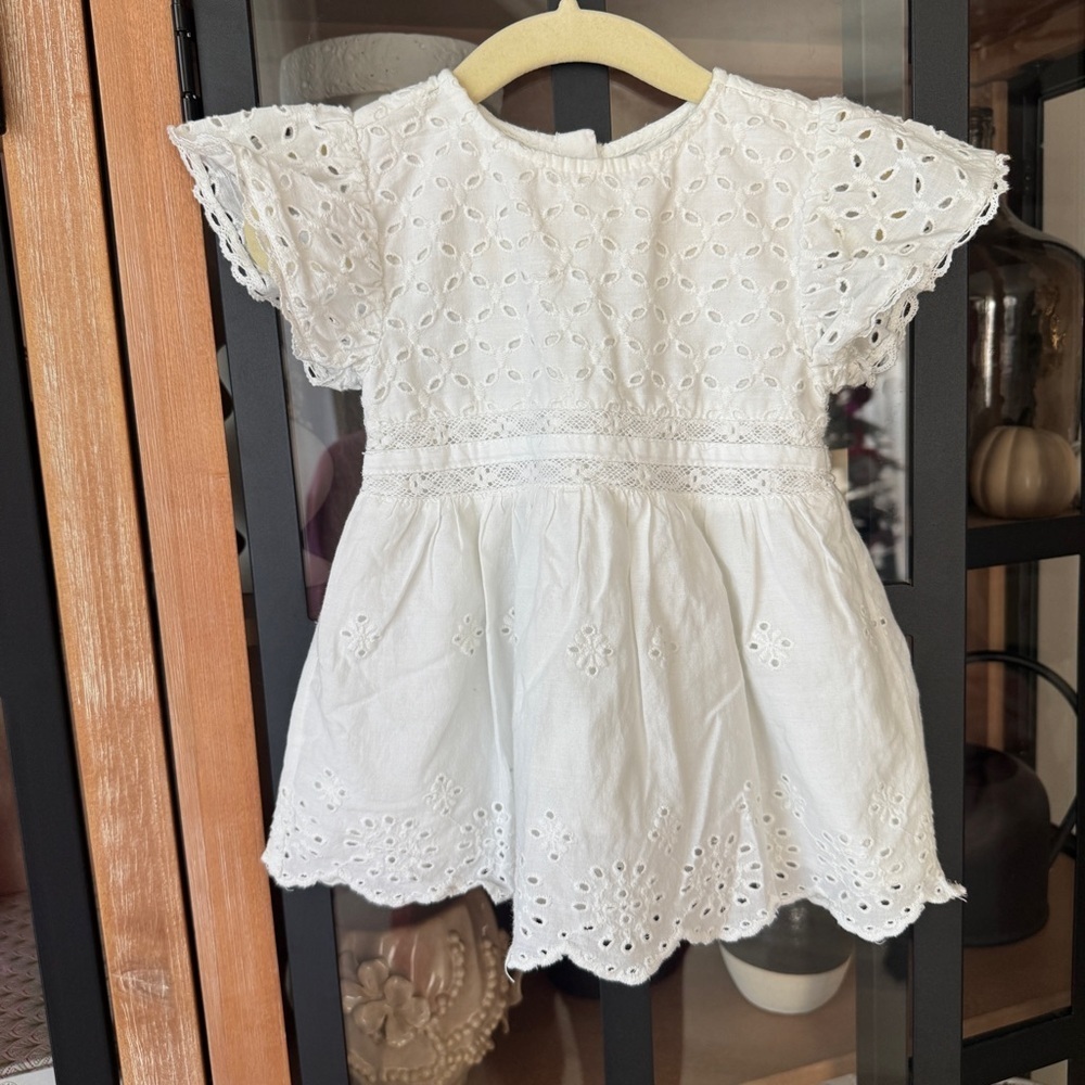 Zara Kids eyelet dress baby girl embroidered ruffle scalloped formal baptism